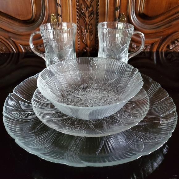 7"🍽"Canterbury"🍽 Snack Salad Dessert Plate by Arcoroc France 🇫🇷 - Picture 8 of 10